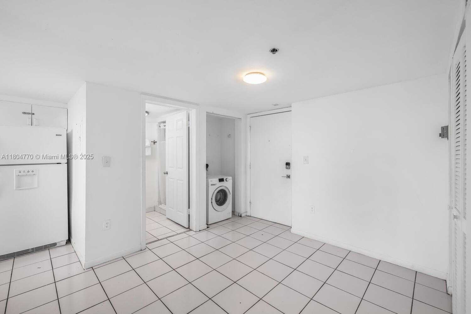 Small Image of 5445 COLLINS AVE #M9 M10 M11 M12, Miami Beach Number 89