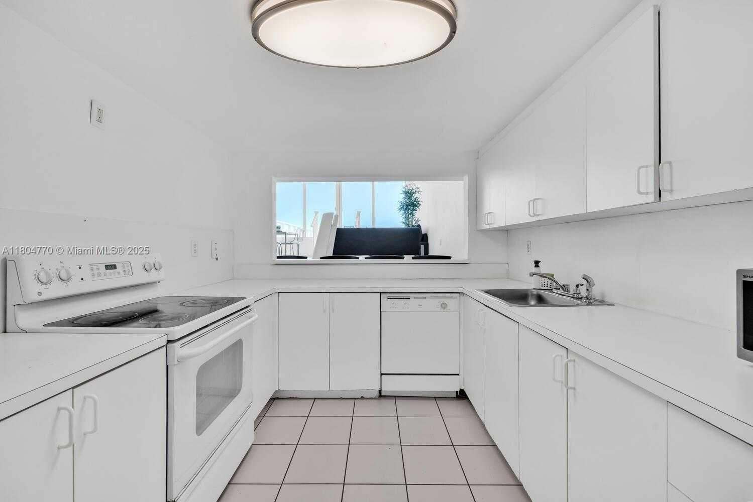 Small Image of 5445 COLLINS AVE #M9 M10 M11 M12, Miami Beach Number 90