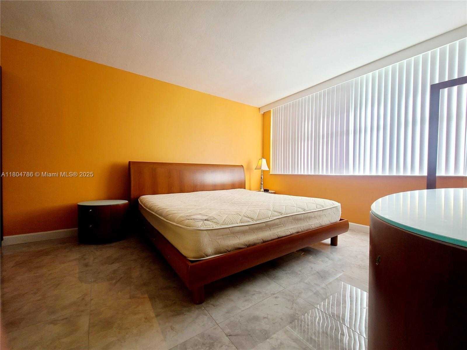 Small Image of 16565 NORTH EAST 26TH AVE #2B, North Miami Beach Number 16