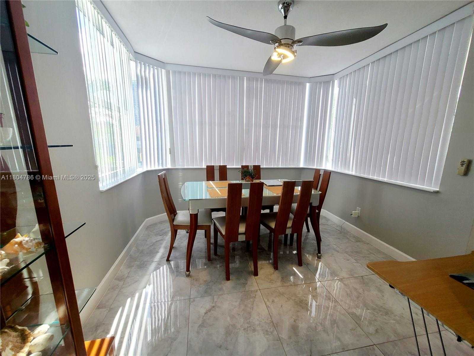 Small Image of 16565 NORTH EAST 26TH AVE #2B, North Miami Beach Number 4