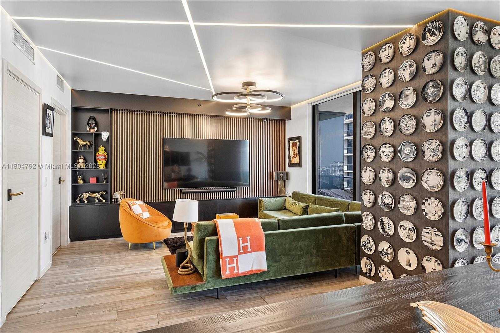Small Image of 801 SOUTH MIAMI AVE #3510, Miami Number 10