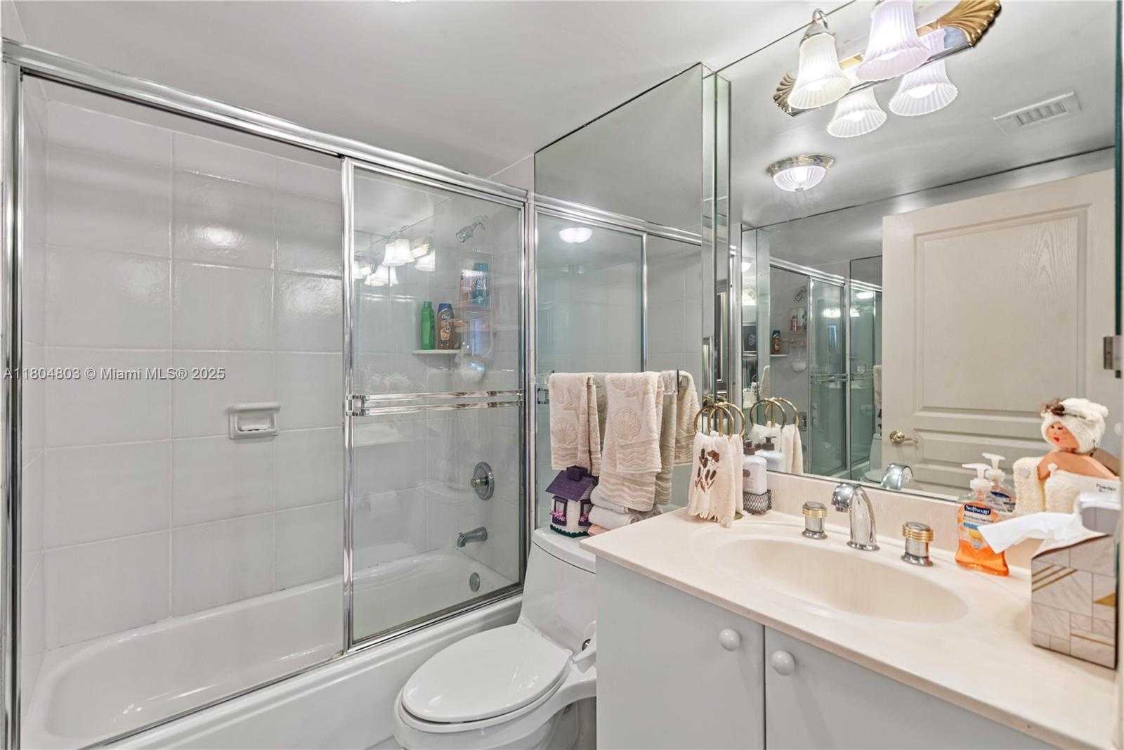 Small Image of 8925 COLLINS AVE #4A, Surfside Number 23
