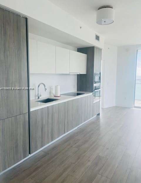 Small Image of 2900 NORTH EAST 7TH AVE #3209, Miami Number 3