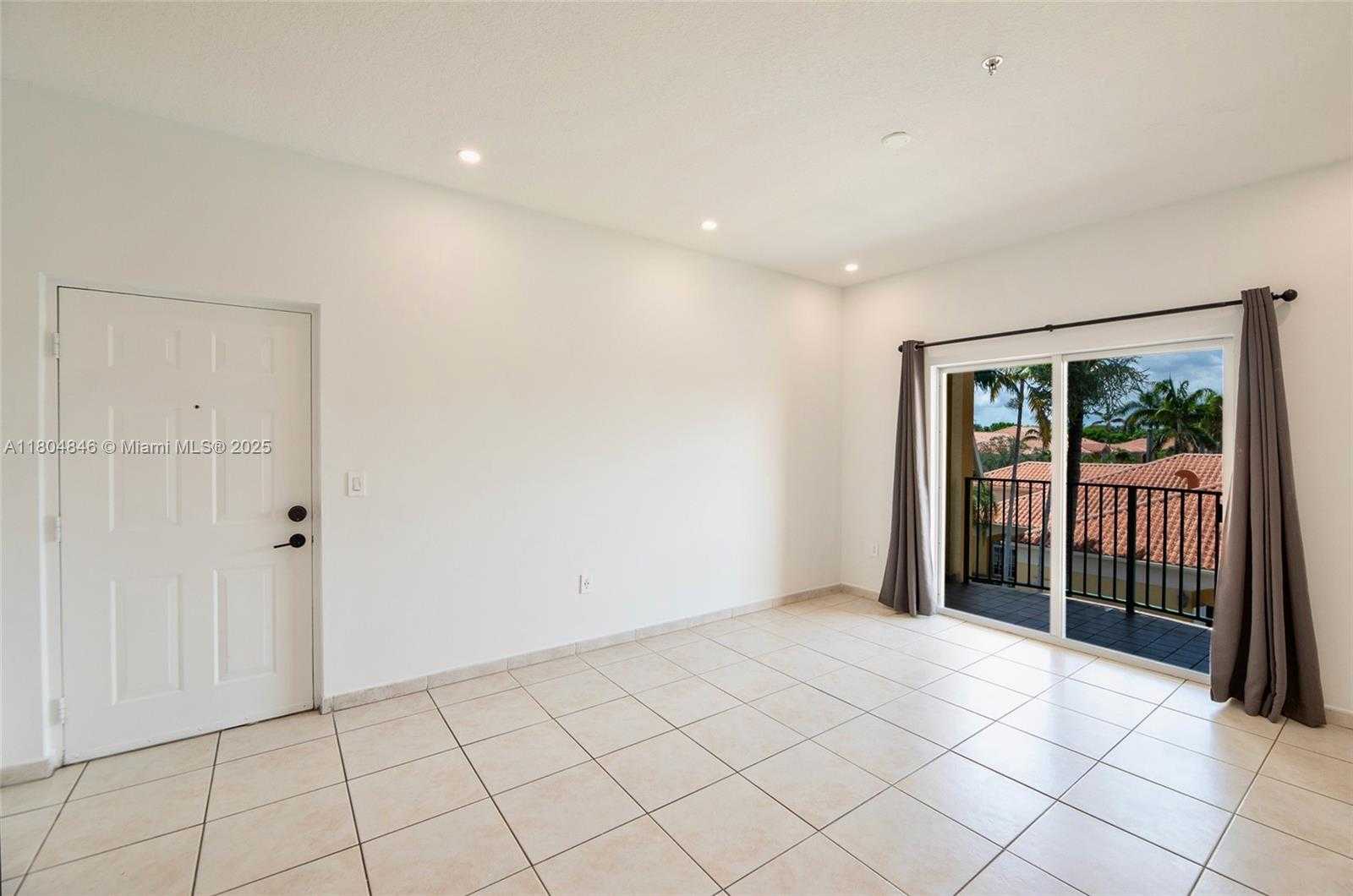 Small Image of 7330 NORTH WEST 114TH AVE #304-5, Doral Number 12