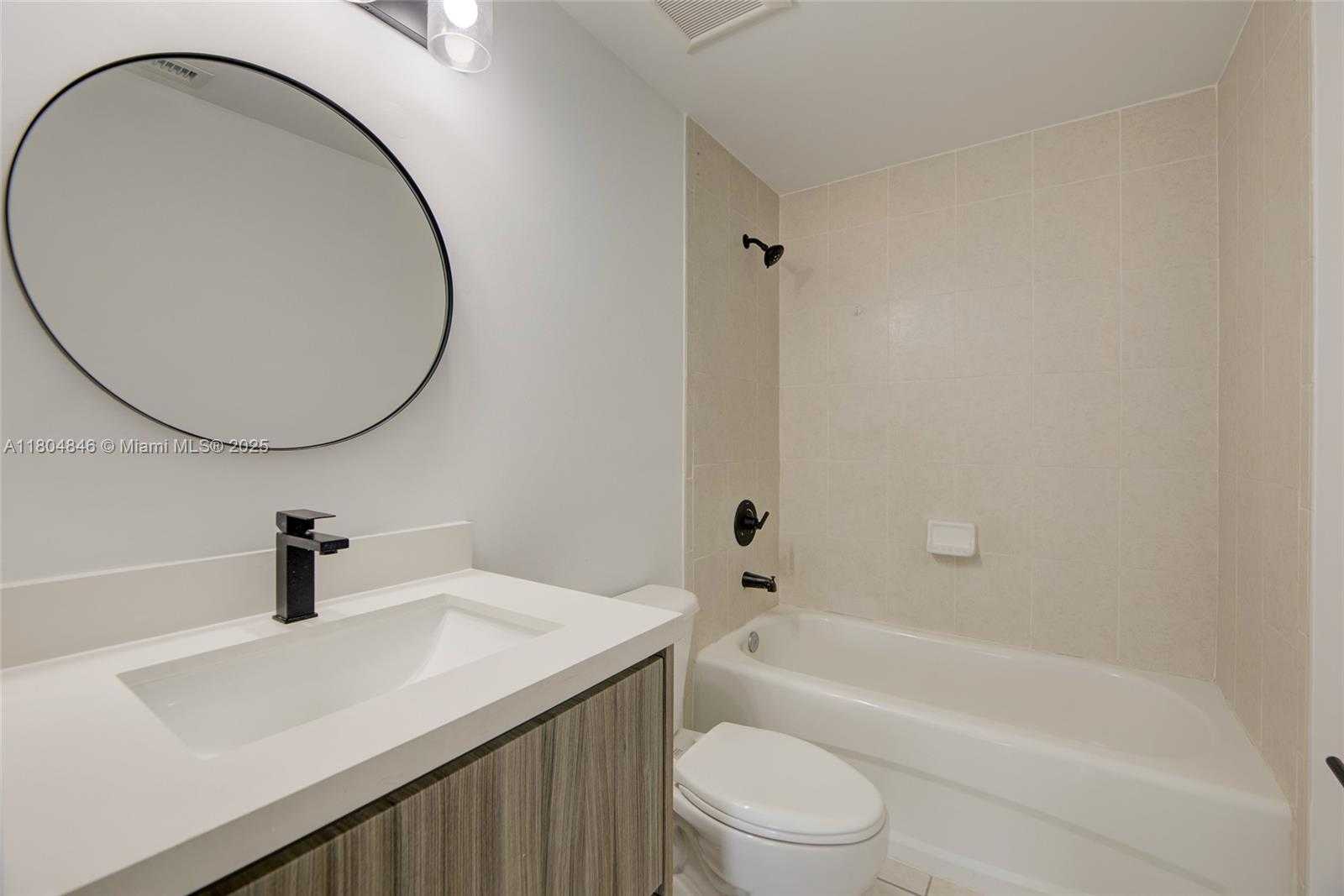 Small Image of 7330 NORTH WEST 114TH AVE #304-5, Doral Number 21