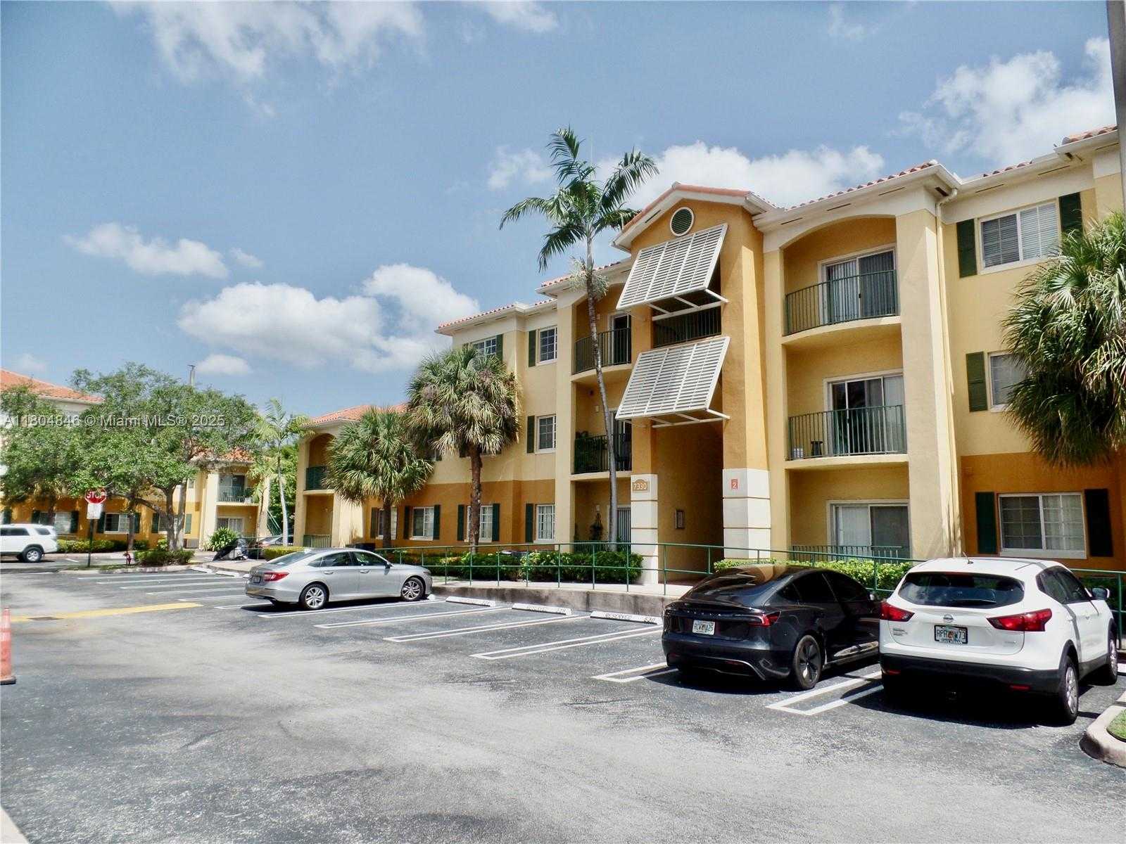 Small Image of 7330 NORTH WEST 114TH AVE #304-5, Doral Number 24