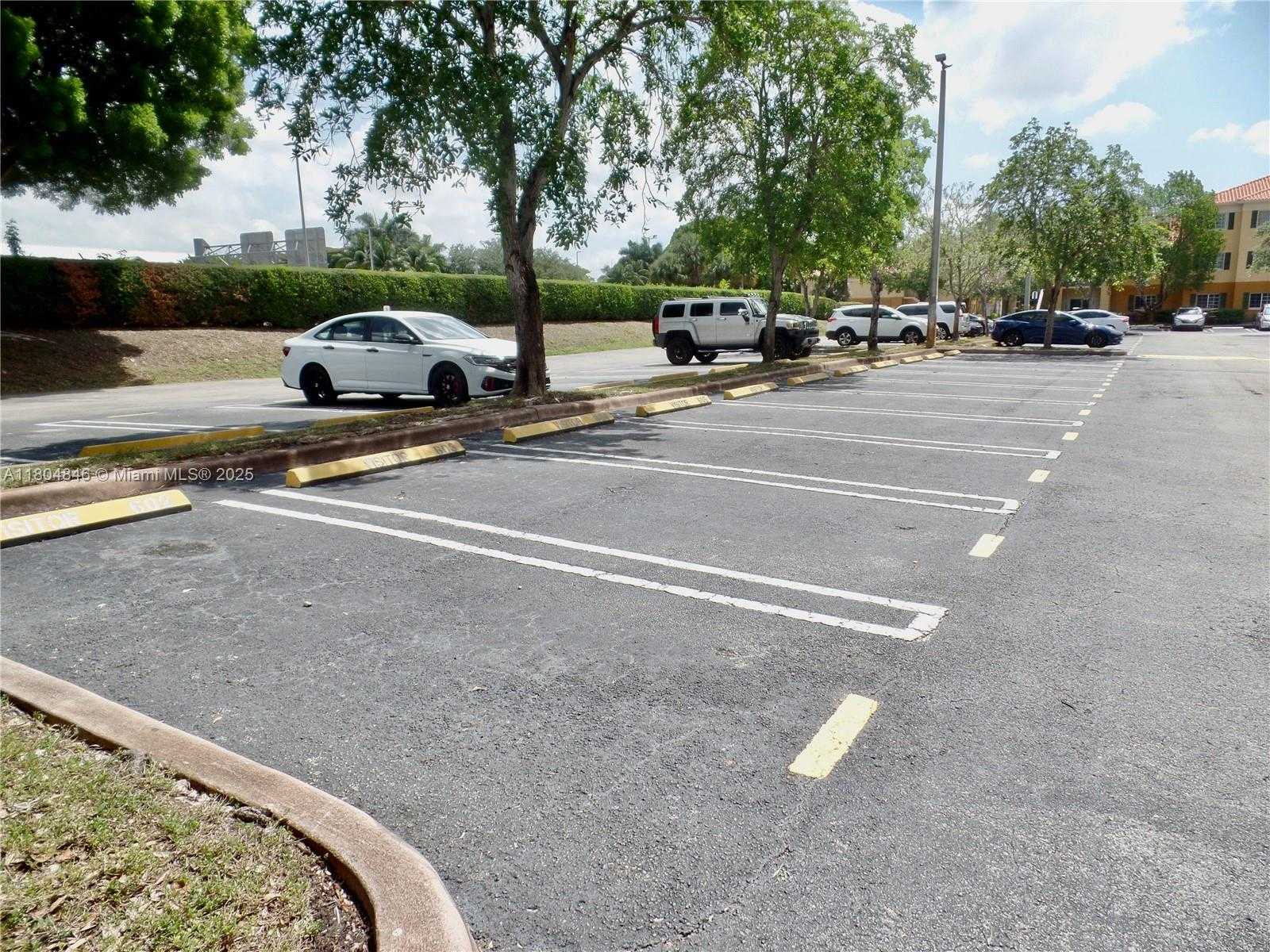 Small Image of 7330 NORTH WEST 114TH AVE #304-5, Doral Number 27