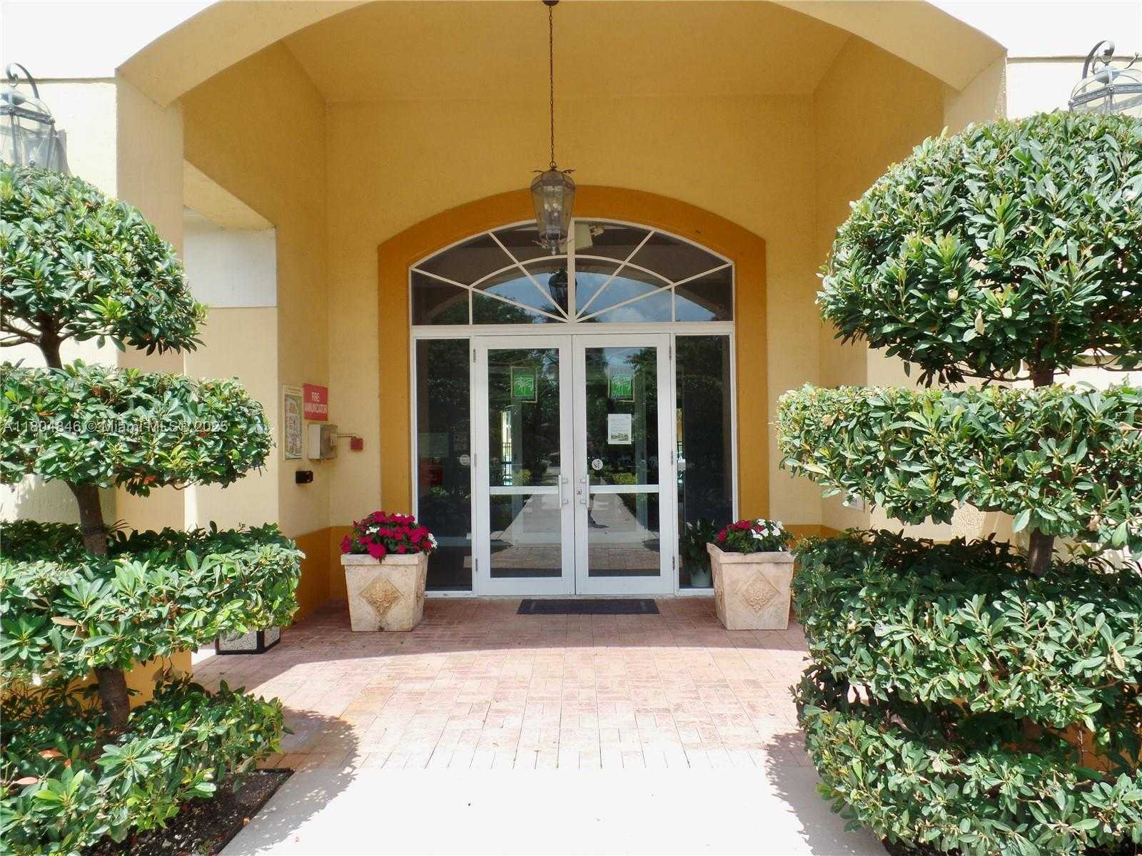 Small Image of 7330 NORTH WEST 114TH AVE #304-5, Doral Number 29