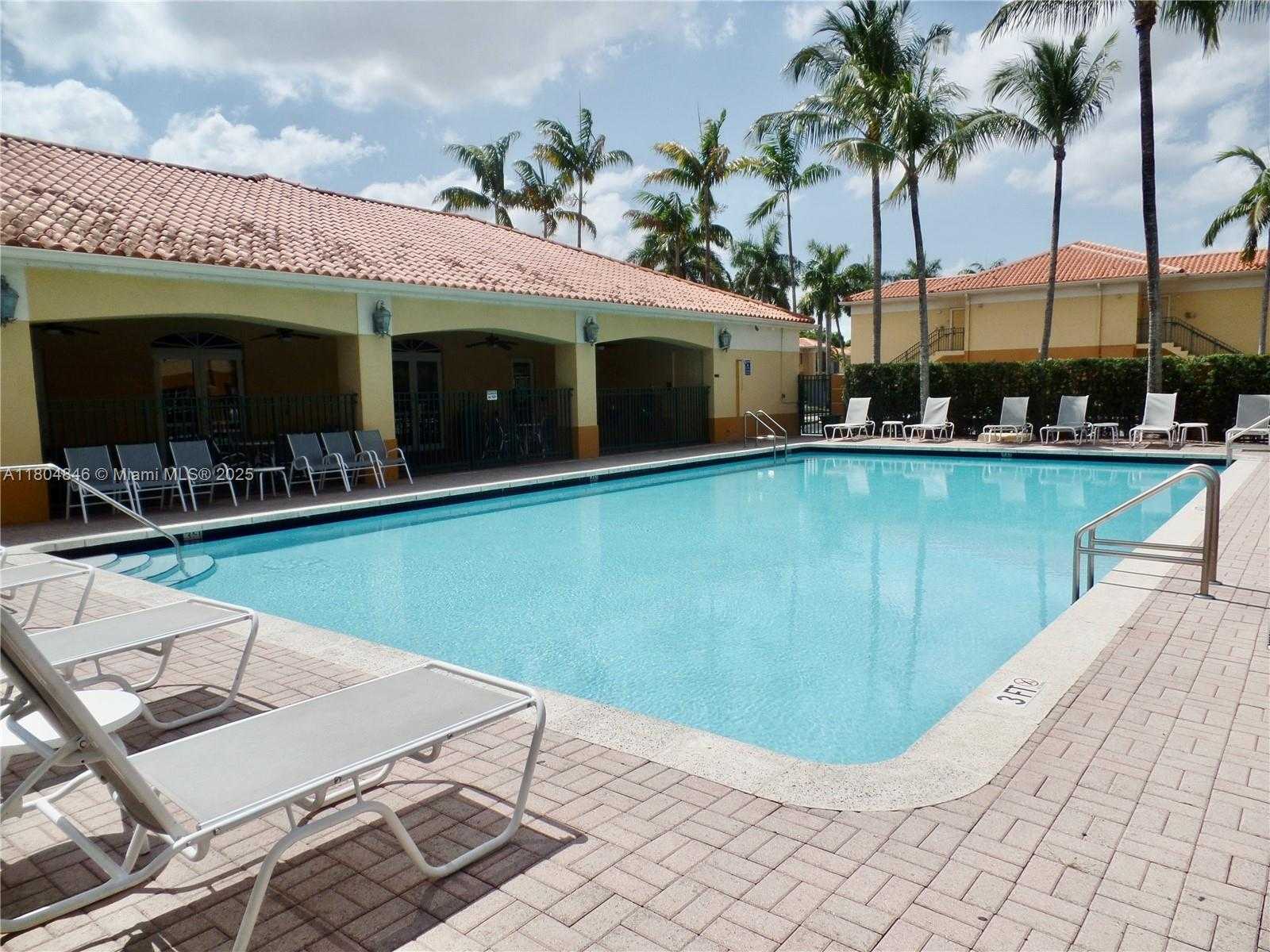 Small Image of 7330 NORTH WEST 114TH AVE #304-5, Doral Number 37