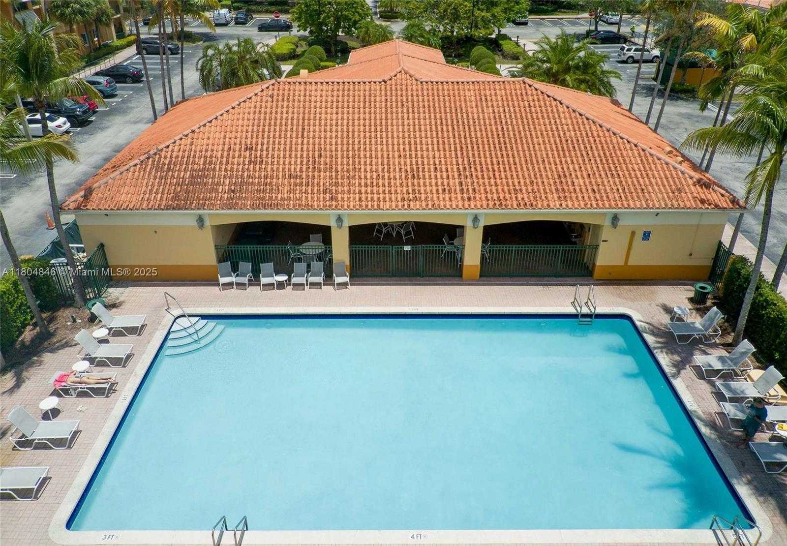 Small Image of 7330 NORTH WEST 114TH AVE #304-5, Doral Number 38