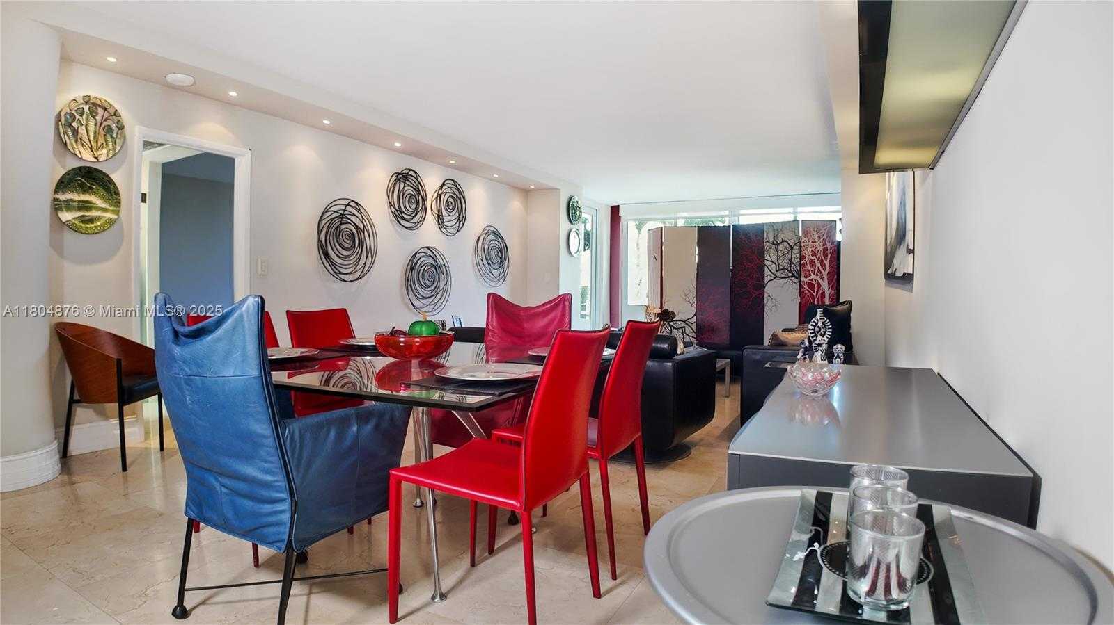 Small Image of 5005 COLLINS AVE #212, Miami Beach Number 2
