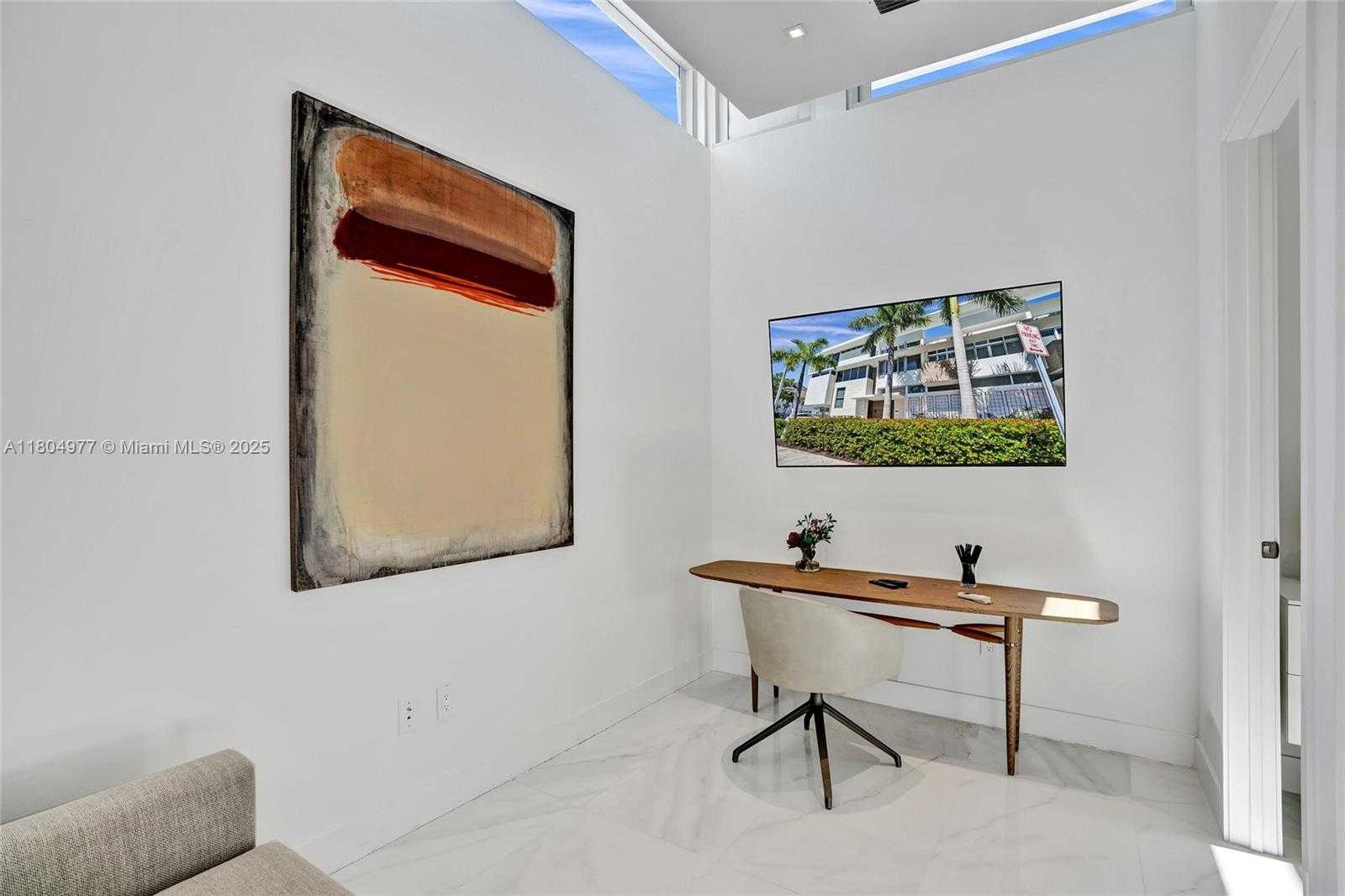 Small Image of 3750 YACHT CLUB DR #TH1, Aventura Number 21