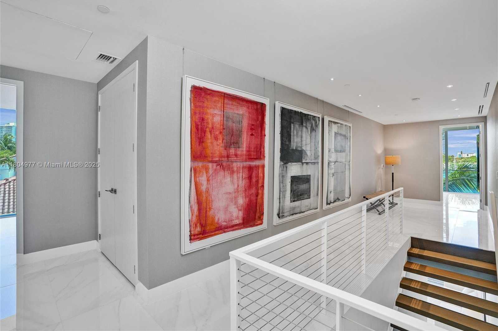 Small Image of 3750 YACHT CLUB DR #TH1, Aventura Number 38