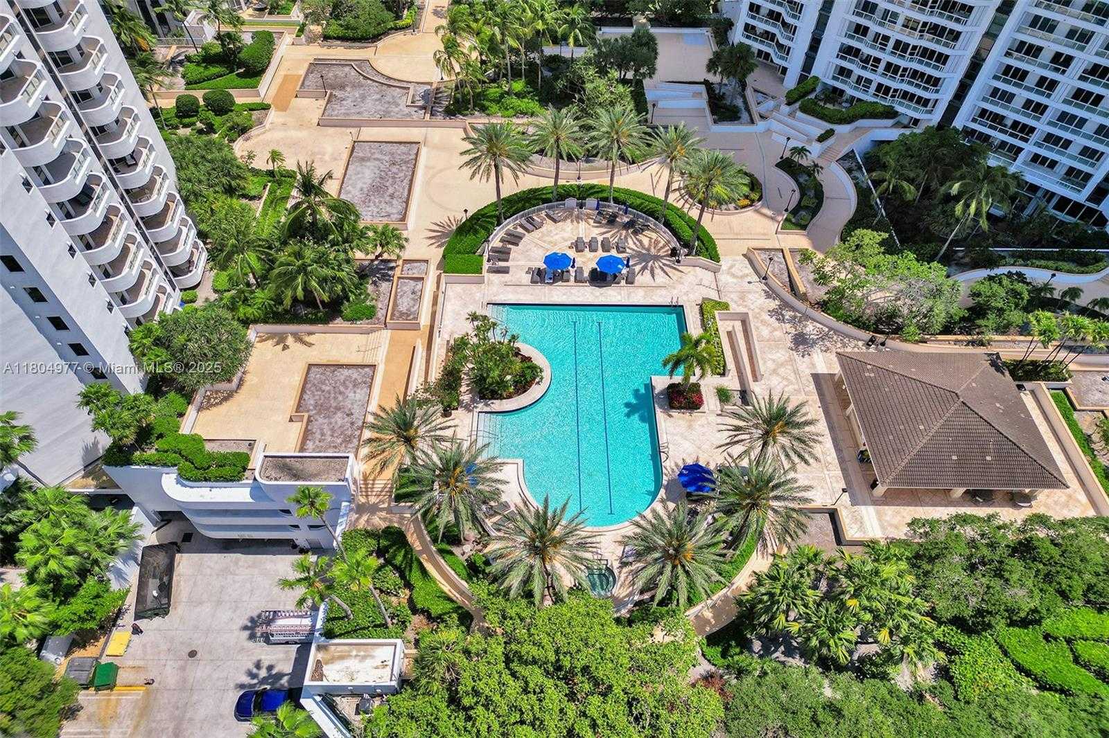 Small Image of 3750 YACHT CLUB DR #TH1, Aventura Number 58