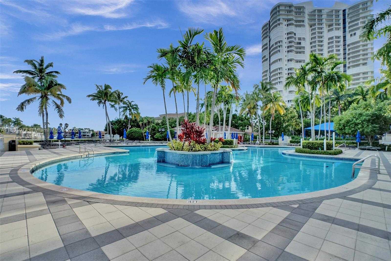 Small Image of 3750 YACHT CLUB DR #TH1, Aventura Number 61