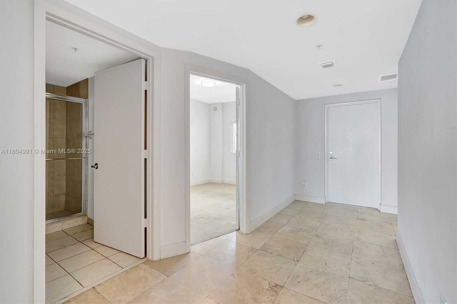 Small Image of 14951 ROYAL OAKS LN #1406, North Miami Number 6