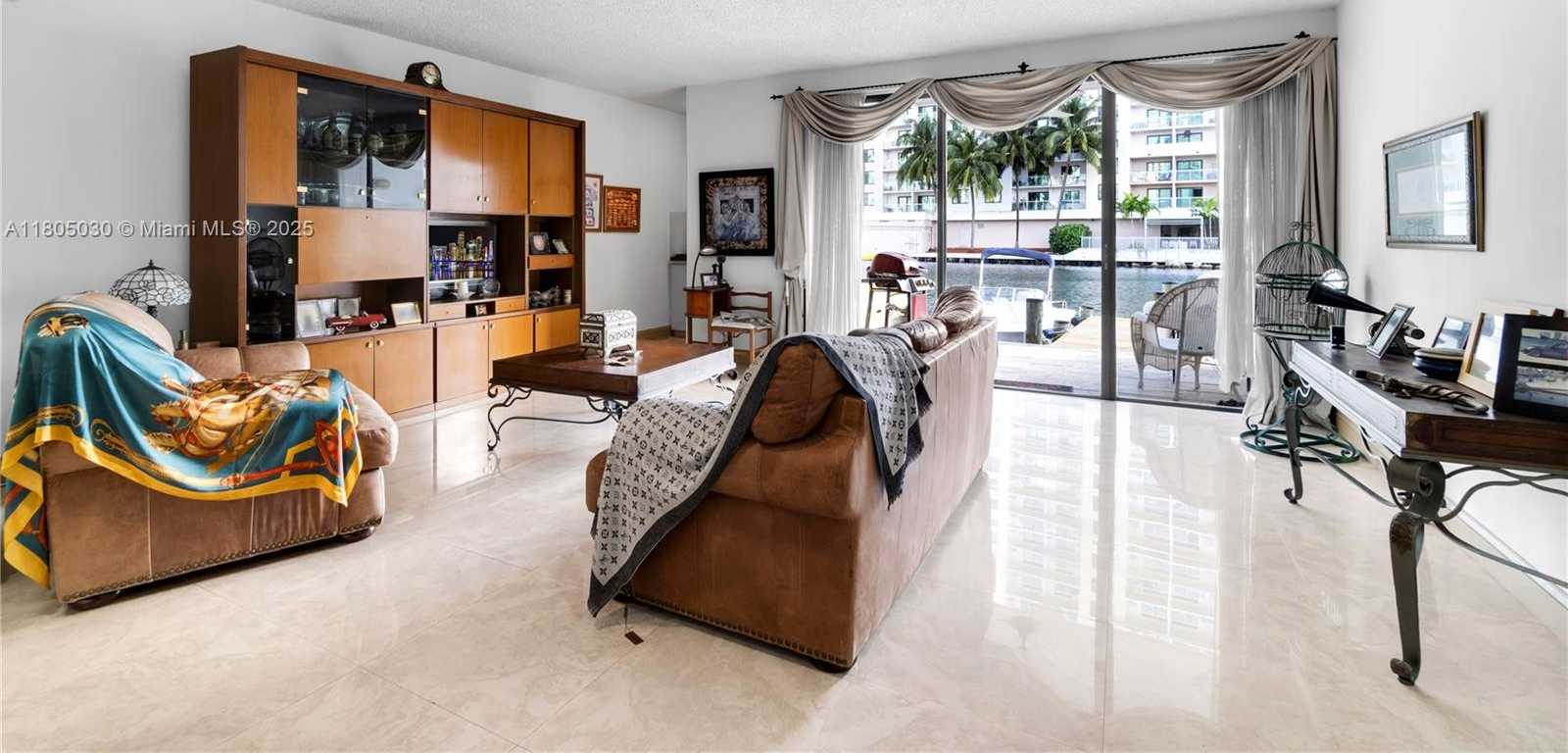 Small Image of 214 POINCIANA DR #204, Sunny Isles Beach Number 13