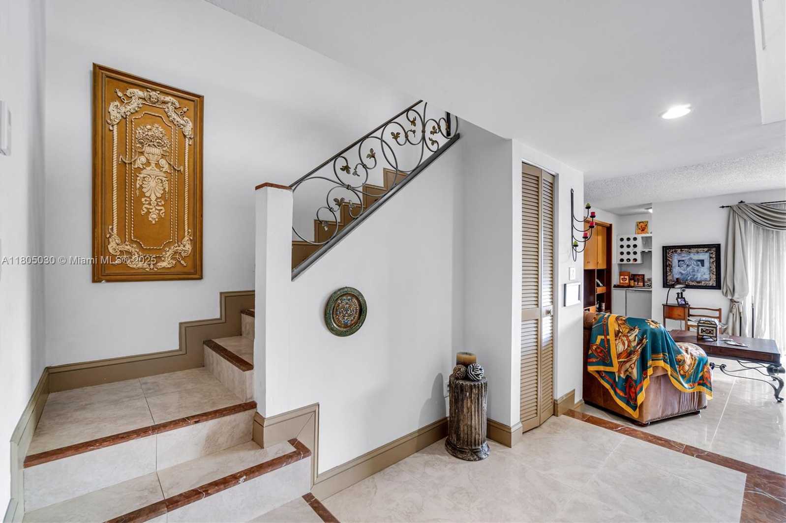 Small Image of 214 POINCIANA DR #204, Sunny Isles Beach Number 16