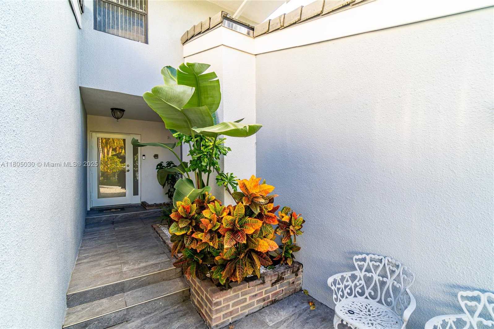 Small Image of 214 POINCIANA DR #204, Sunny Isles Beach Number 25