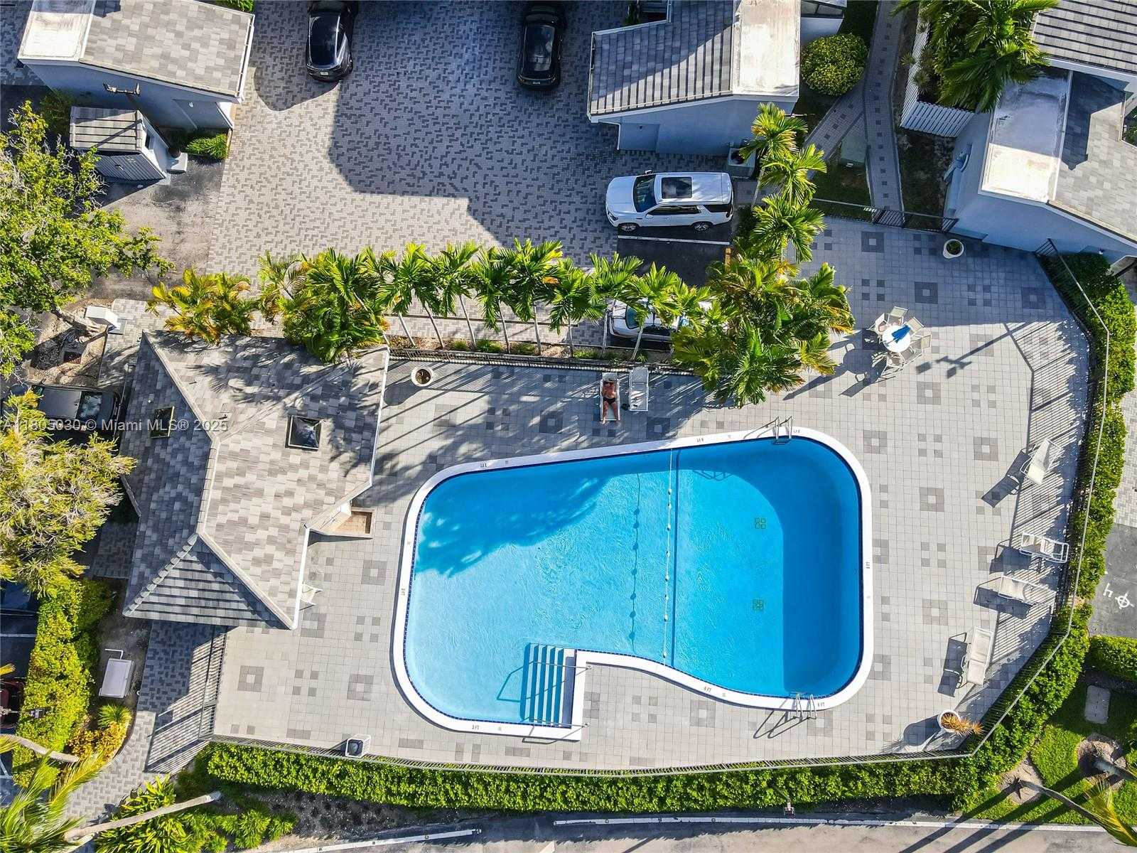 Small Image of 214 POINCIANA DR #204, Sunny Isles Beach Number 34