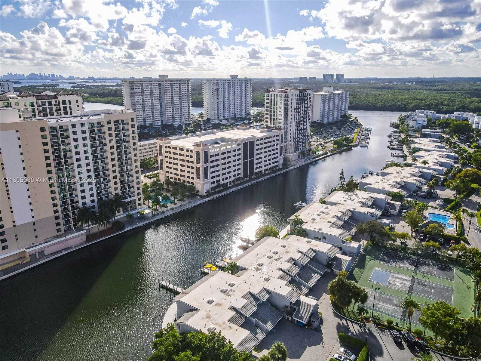Small Image of 214 POINCIANA DR #204, Sunny Isles Beach Number 36