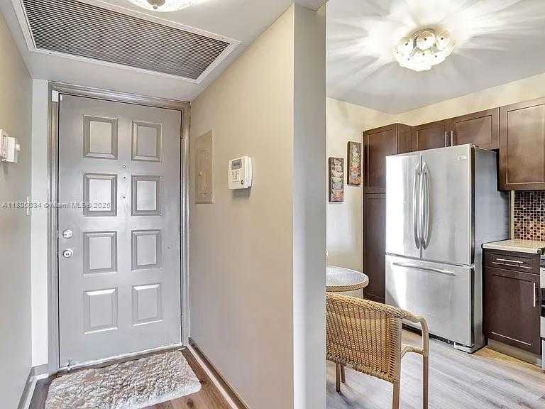 Small Image of 3011 HOLIDAY SPRINGS BLVD #102, Margate Number 19