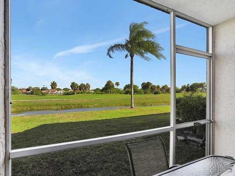 Small Image of 3011 HOLIDAY SPRINGS BLVD #102, Margate Number 22