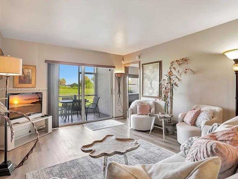 Small Image of 3011 HOLIDAY SPRINGS BLVD #102, Margate Number 3