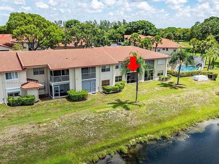 Small Image of 3011 HOLIDAY SPRINGS BLVD #102, Margate Number 46