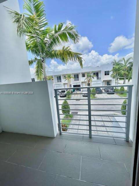 Small Image of 7187 NORTH WEST 103RD PATH, Doral Number 17