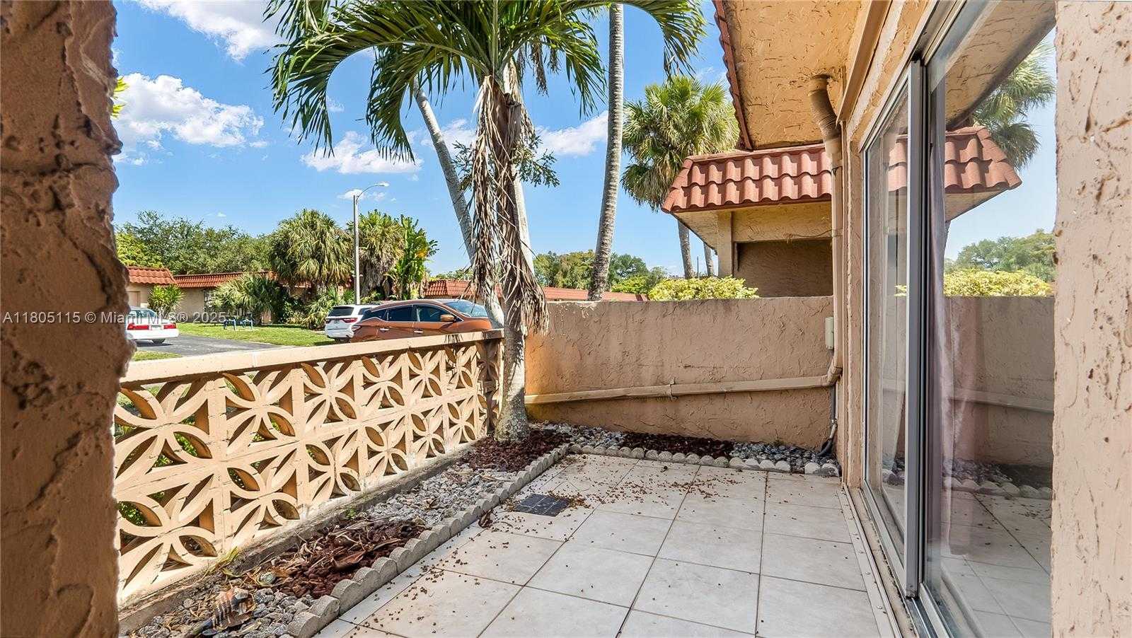 Small Image of 2309 SW 81st Terrace, North Lauderdale, FL 33068, USA Number 10