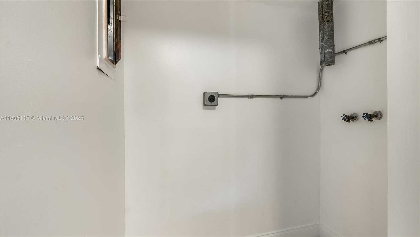 Small Image of 2309 SW 81st Terrace, North Lauderdale, FL 33068, USA Number 17