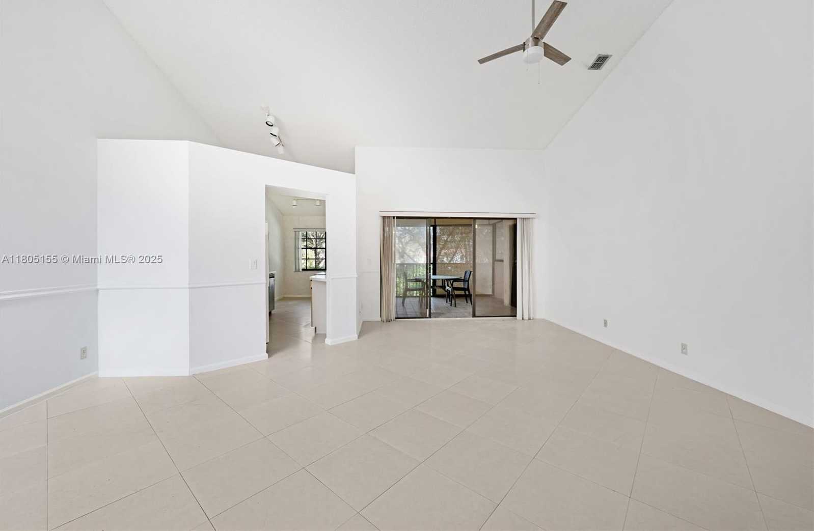 Small Image of 17340 BOCA CLUB BLVD #703, Boca Raton Number 10