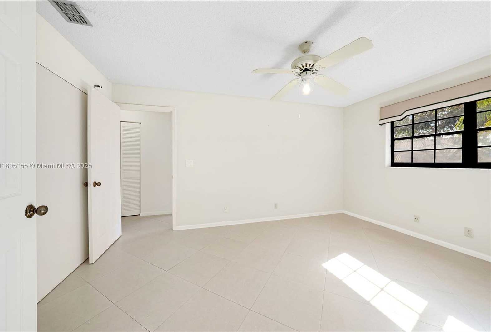 Small Image of 17340 BOCA CLUB BLVD #703, Boca Raton Number 14