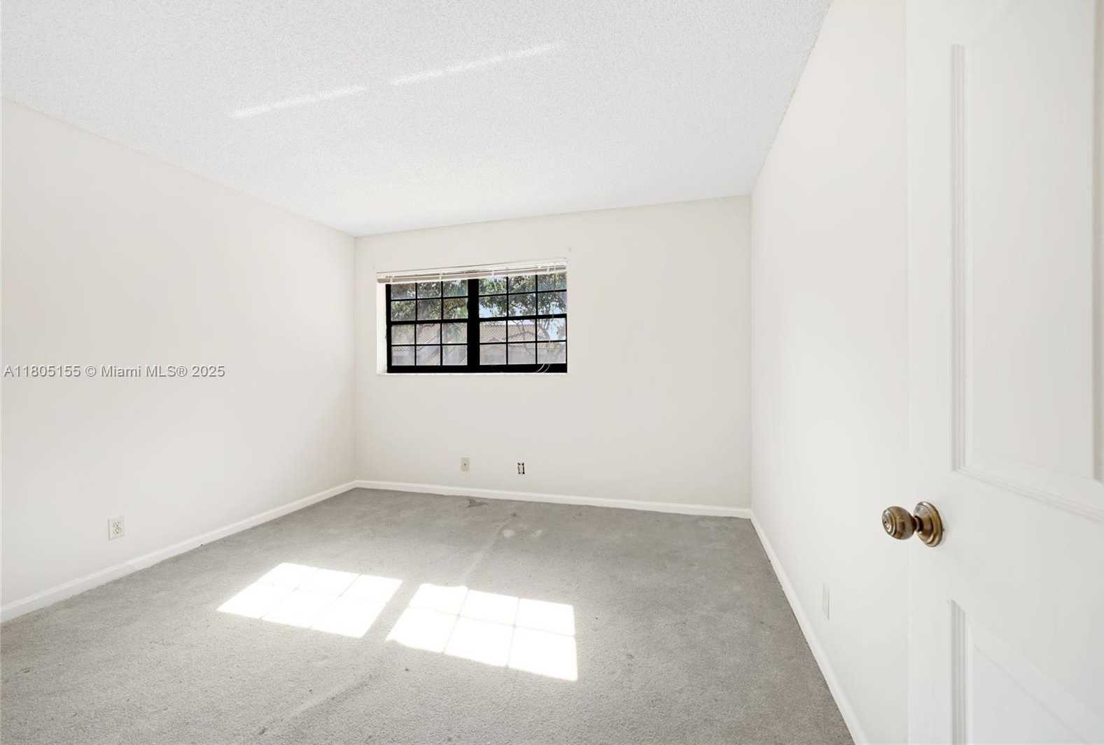 Small Image of 17340 BOCA CLUB BLVD #703, Boca Raton Number 17