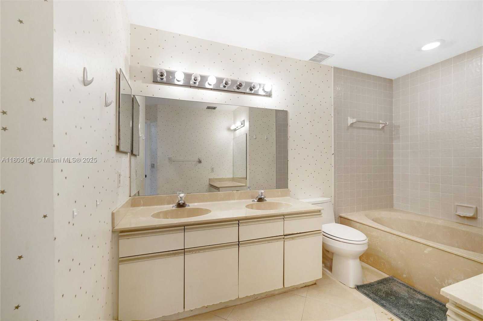 Small Image of 17340 BOCA CLUB BLVD #703, Boca Raton Number 23