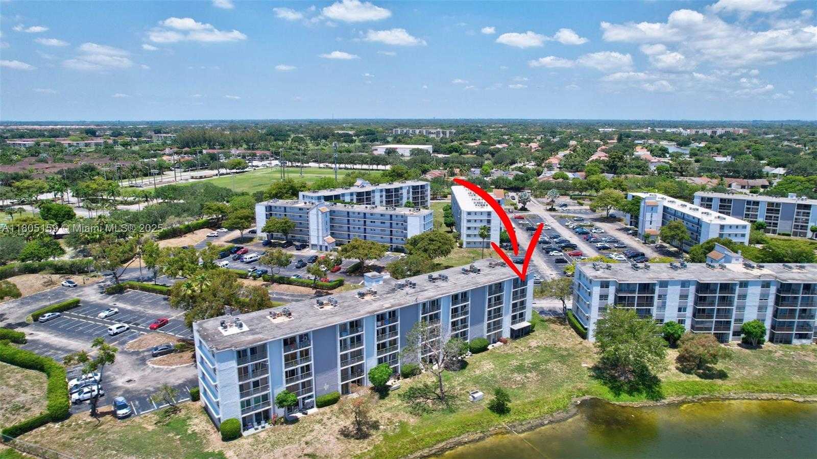 Small Image of 8720 NORTH SHERMAN CIR #401, Miramar Number 38