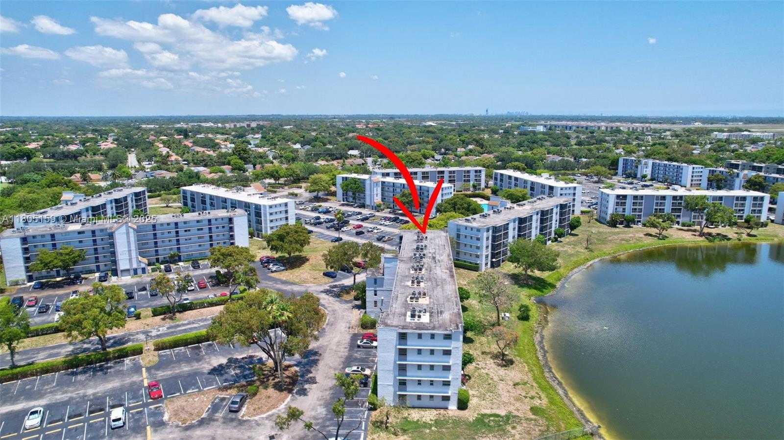 Small Image of 8720 NORTH SHERMAN CIR #401, Miramar Number 40