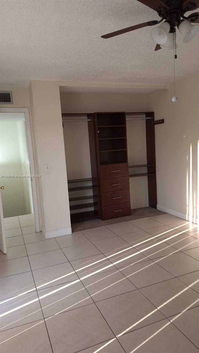 Small Image of 1670 FOREST LAKES CIR #C, West Palm Beach Number 9