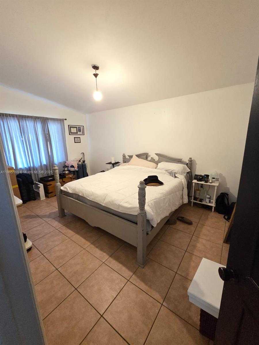 Small Image of 7001 WEST 35TH AVE #181, Hialeah Number 8