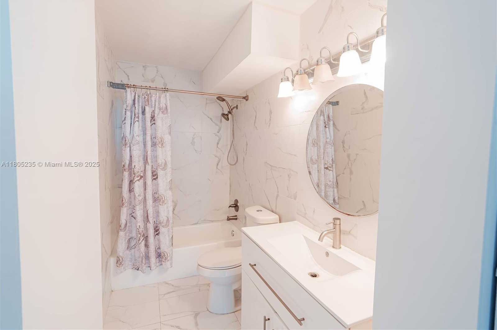 Small Image of 1817 SOUTH OCEAN DRIVE #0918, Hallandale Beach Number 31