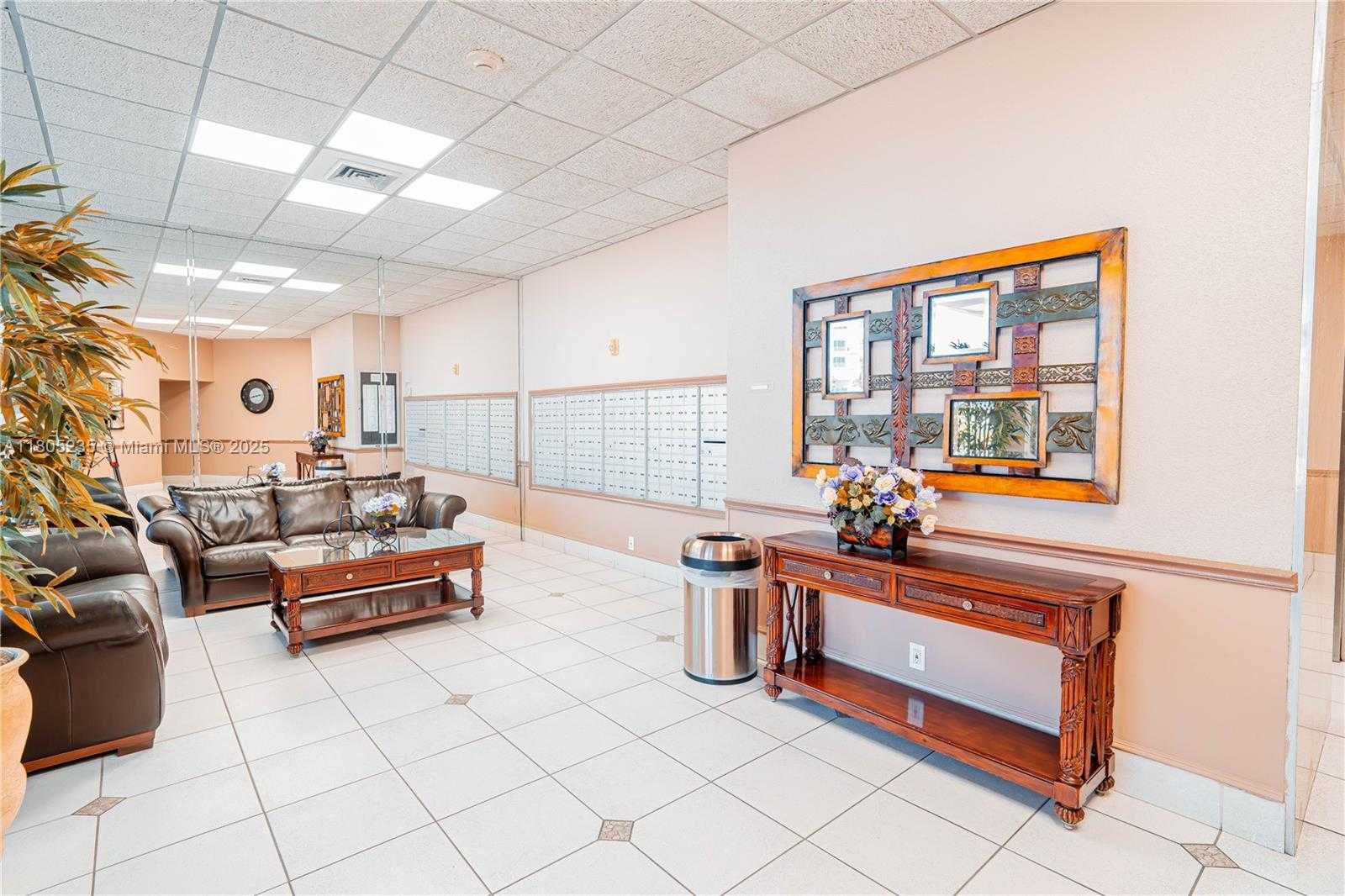 Small Image of 1817 SOUTH OCEAN DRIVE #0918, Hallandale Beach Number 35