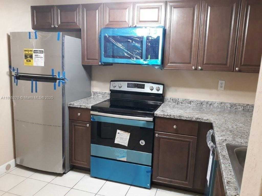 Small Image of 2731 SOUTH EAST 17TH AVE #207, Homestead Number 4