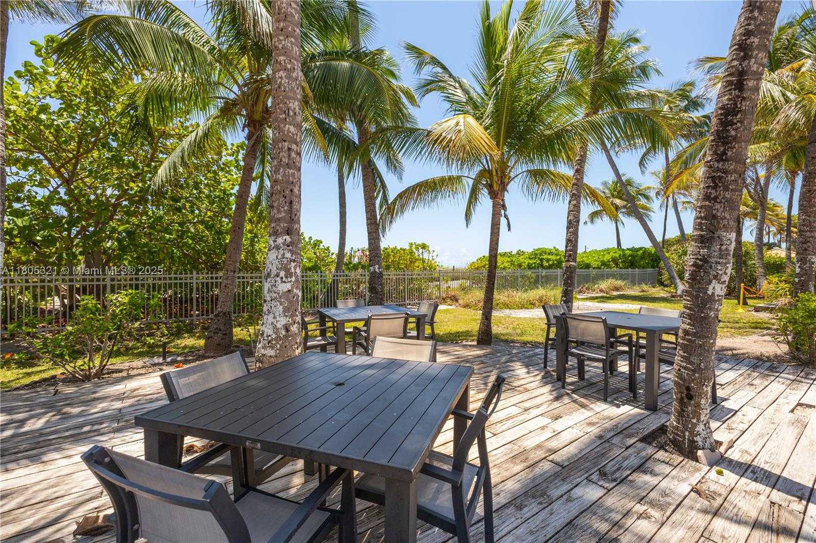 Small Image of 2655 COLLINS AVE #411, Miami Beach Number 29
