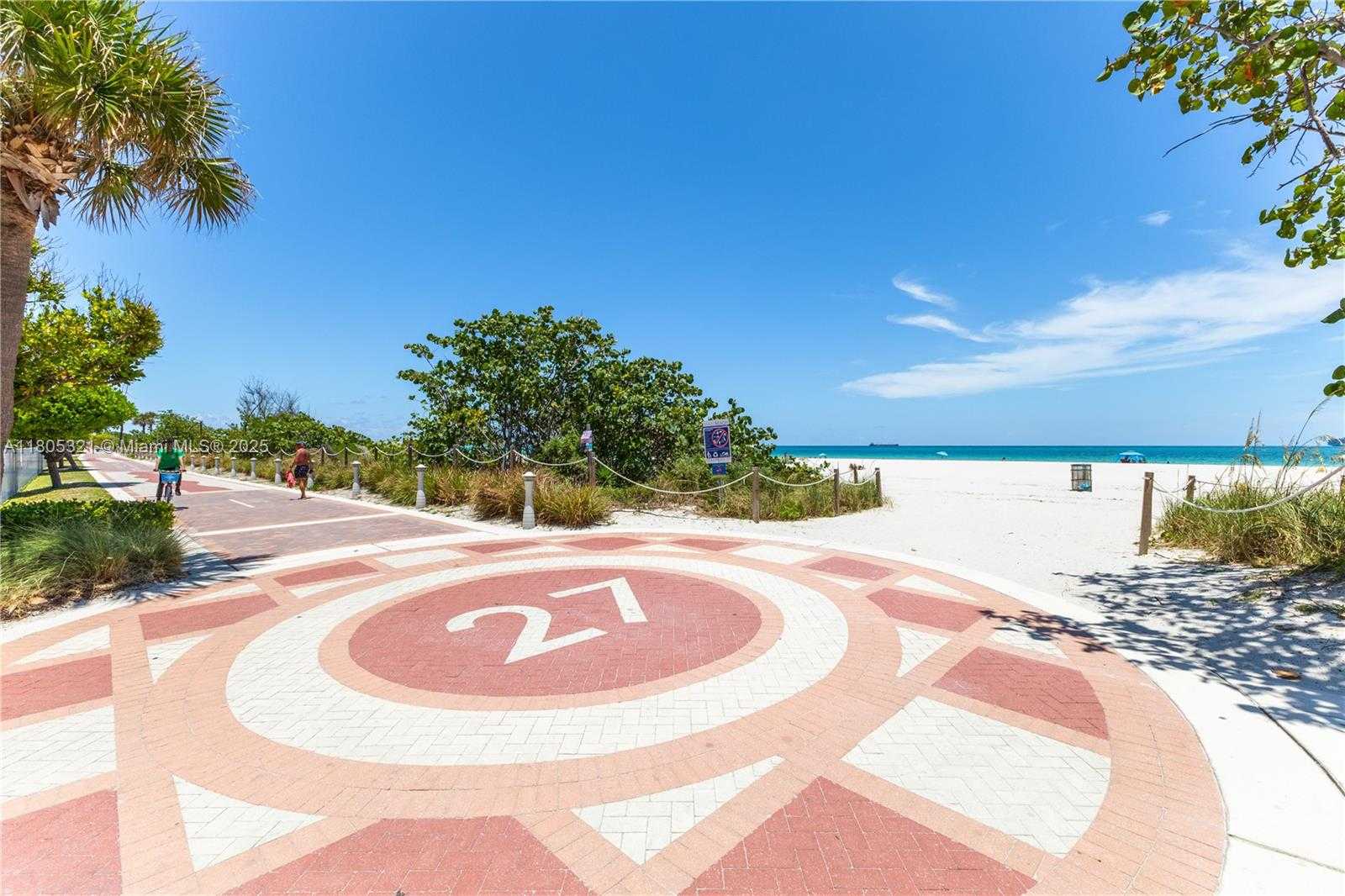 Small Image of 2655 COLLINS AVE #411, Miami Beach Number 39