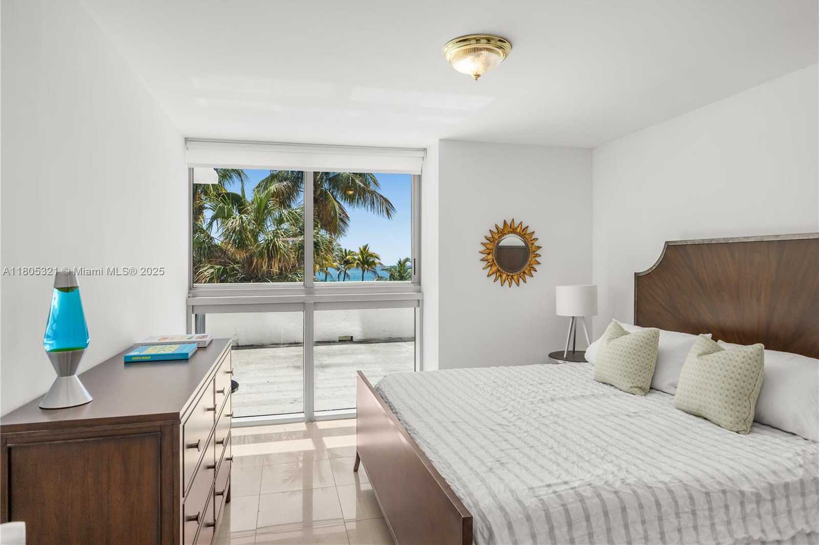 Small Image of 2655 COLLINS AVE #411, Miami Beach Number 9