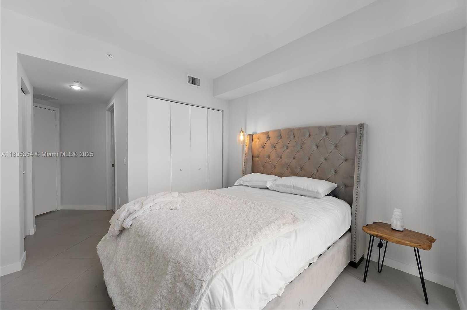 Small Image of 1100 SOUTH MIAMI AVE #3210, Miami Number 20