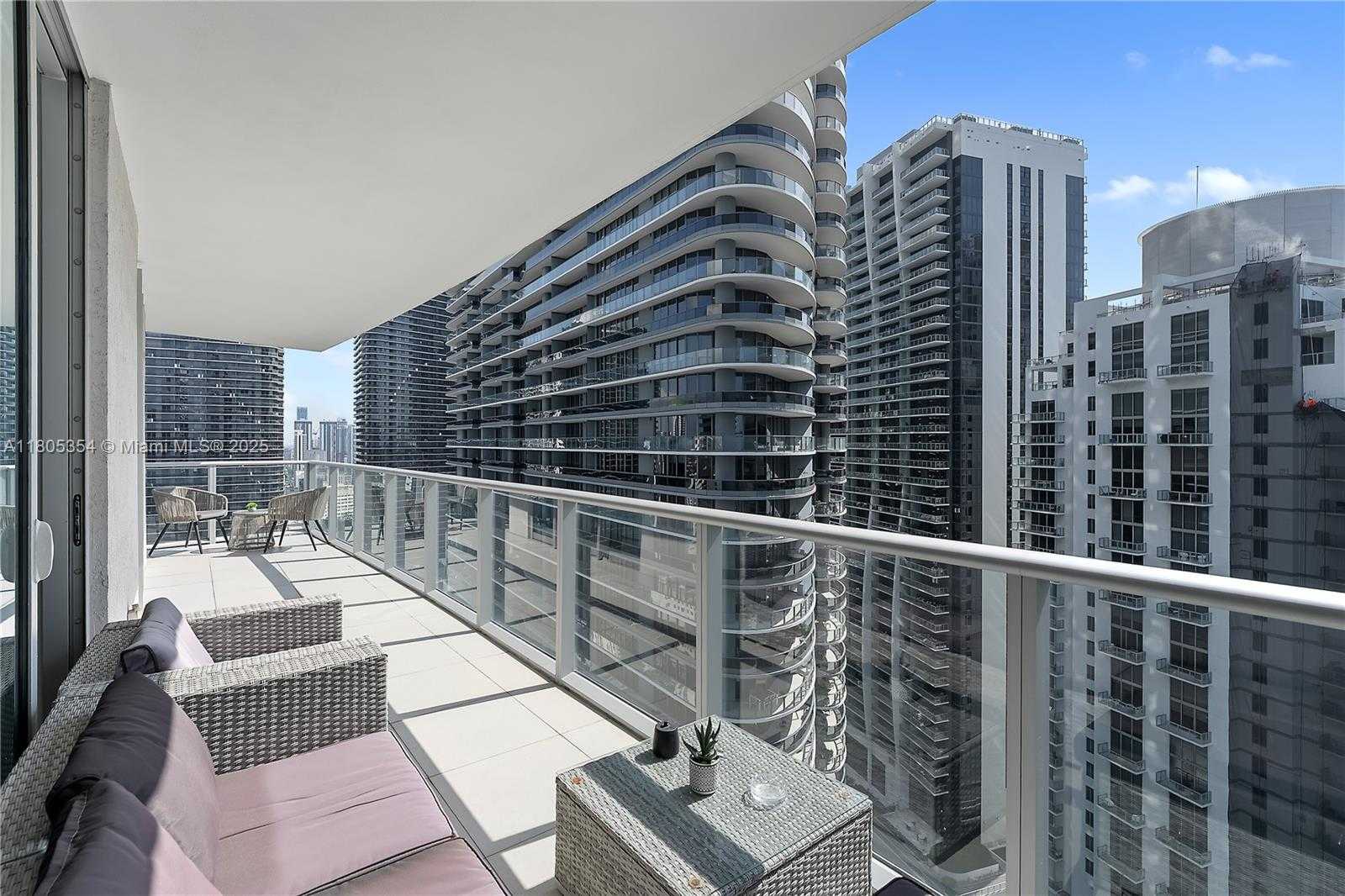 Small Image of 1100 SOUTH MIAMI AVE #3210, Miami Number 23