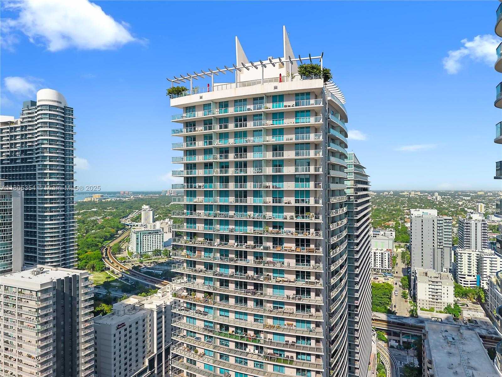 Small Image of 1100 SOUTH MIAMI AVE #3210, Miami Number 43