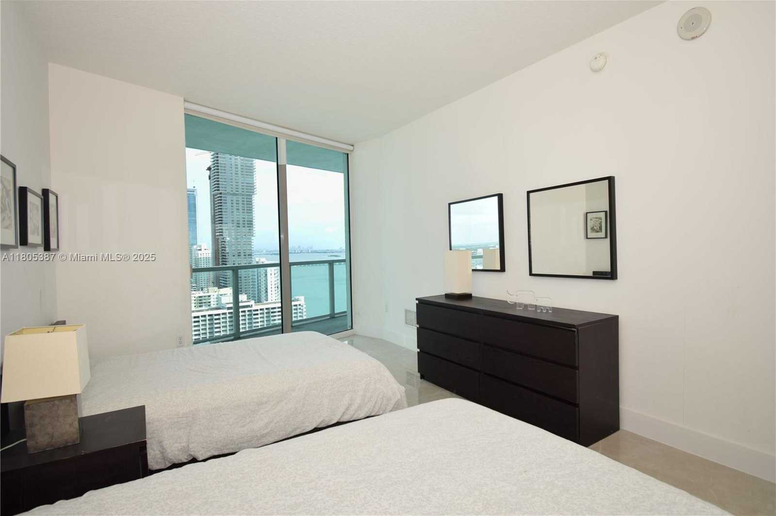 Small Image of 1900 NORTH BAYSHORE DR #2804, Miami Number 10